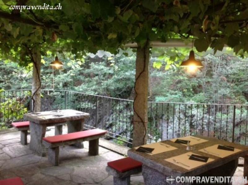 Vendesi Tipico Grotto Ticinese - Ristorante (mura comprese) VendesiTipicoGrottoTicineseRistorantemuracomprese-612e2285cbe94.jpg Vendesi Tipico Grotto Ticinese - Ristorante (mura comprese) VendesiTipicoGrottoTicineseRistorantemuracomprese-612e2285cbe94.jpg