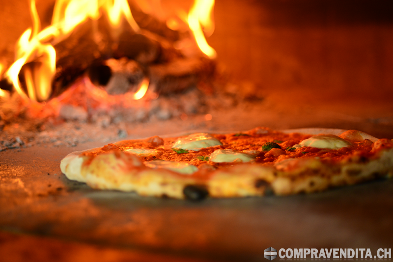 Ristorante Pizzeria con Terrazza RistorantePizzeriaconTerrazza-612e2794628a7.png Ristorante Pizzeria con Terrazza RistorantePizzeriaconTerrazza-612e2794628a7.png