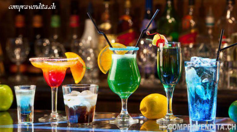 Bellissimo bar con terrazza a Locarno BellissimobarconterrazzaaLocarno.jpg Bellissimo bar con terrazza a Locarno BellissimobarconterrazzaaLocarno.jpg