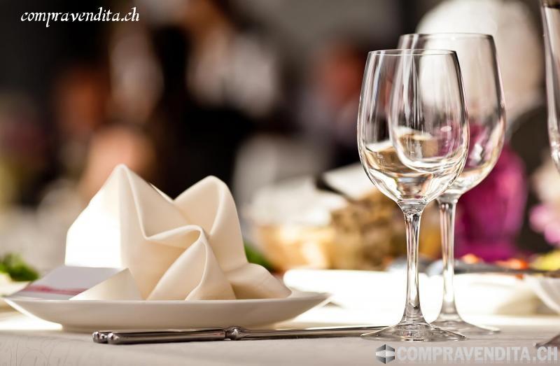 Vendesi ristorante ben avviato a Lugano VendesiristorantebenavviatoaLugano.jpg Vendesi ristorante ben avviato a Lugano VendesiristorantebenavviatoaLugano.jpg