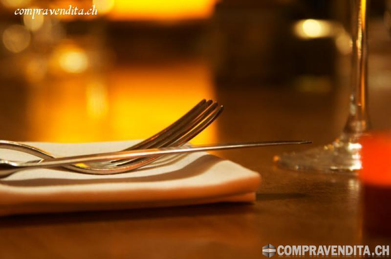 Si cede ristorante pizzeria con camere nel Luganese. SicederistorantepizzeriaconcamerenelLuganese.jpg Si cede ristorante pizzeria con camere nel Luganese. SicederistorantepizzeriaconcamerenelLuganese.jpg
