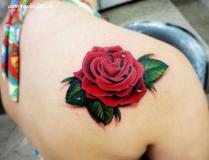 Cedesi studio di tatuaggi e piercing a Lugano