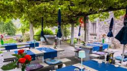 Einzigartiger Restaurantbetrieb unter 17’000 Jahre altem Fels – sofort betriebsb
