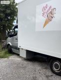 Scambio di Food-truck per posteggio o un'auto Scambio di Food-truck per posteggio o un'auto