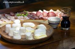Splendido e tipico Grotto nel mendrisiotto con abitazione annessa Splendido e tipico Grotto nel mendrisiotto con abitazione annessa