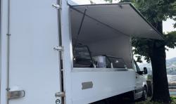 Food-Truck Mercedes-Benz
